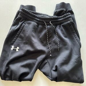 Under Armour Fitted ColdGear Sweatpants - Size Medium